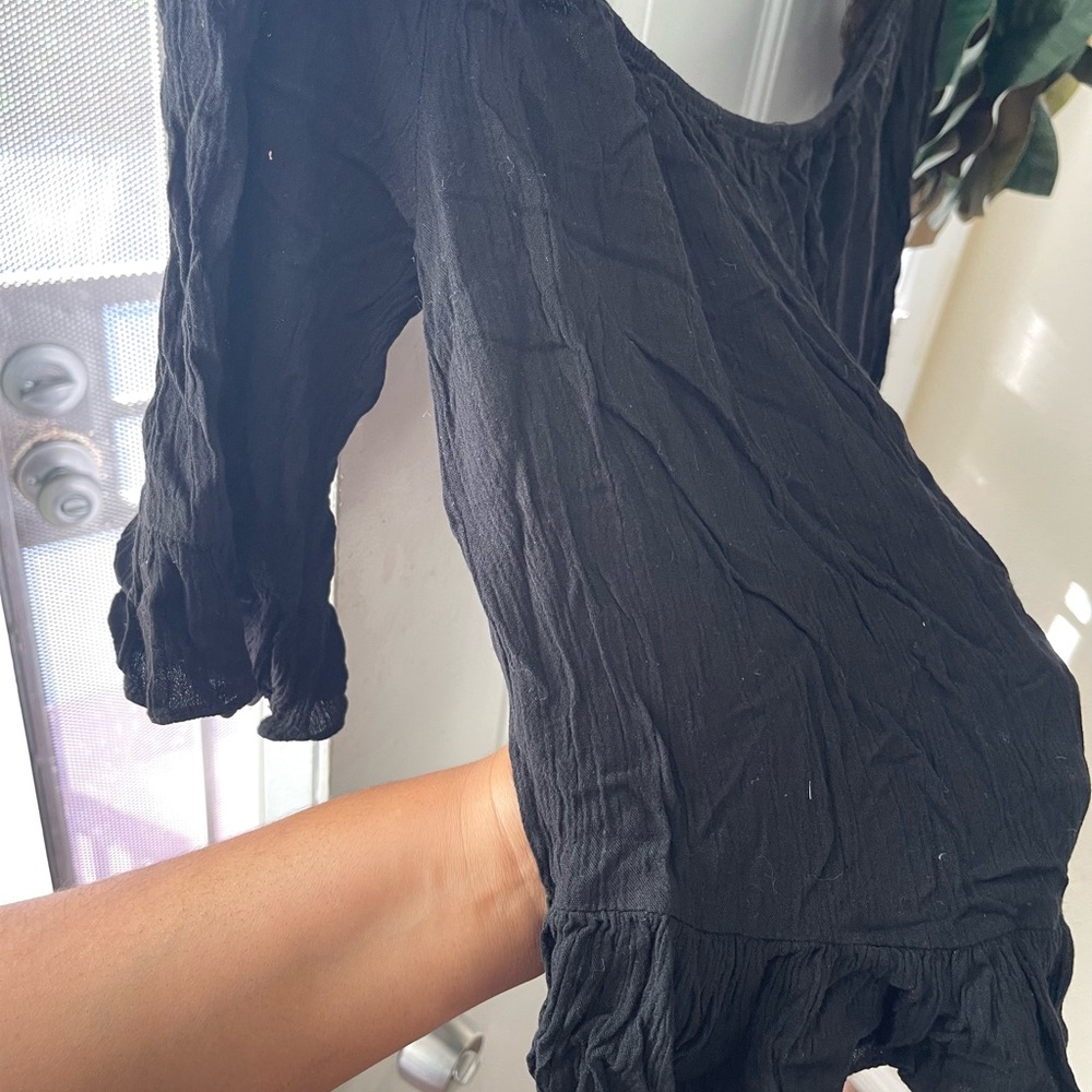 Off-Shoulder Blouse - Picture 5 of 6